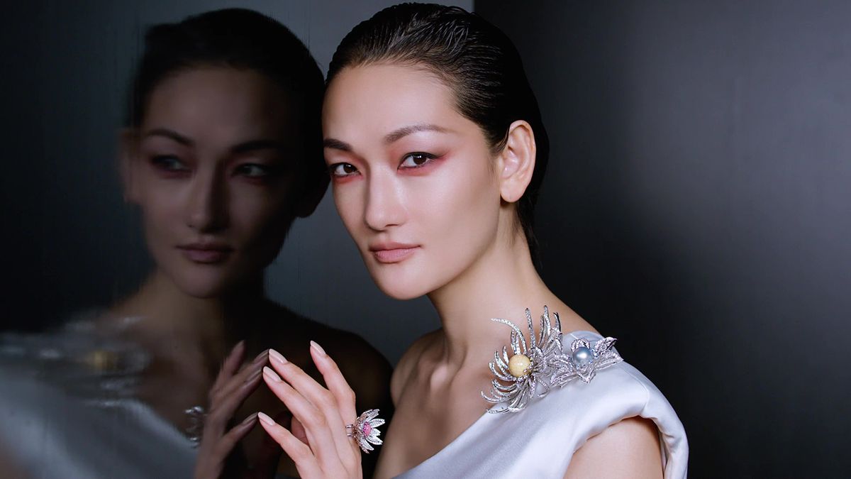 Ай Томинага представляет коллекцию высокого ювелирного искусства Mikimoto