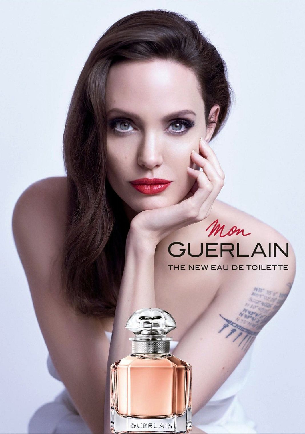 Анджелина Джоли в рекламной кампании Mon Guerlain Intense
