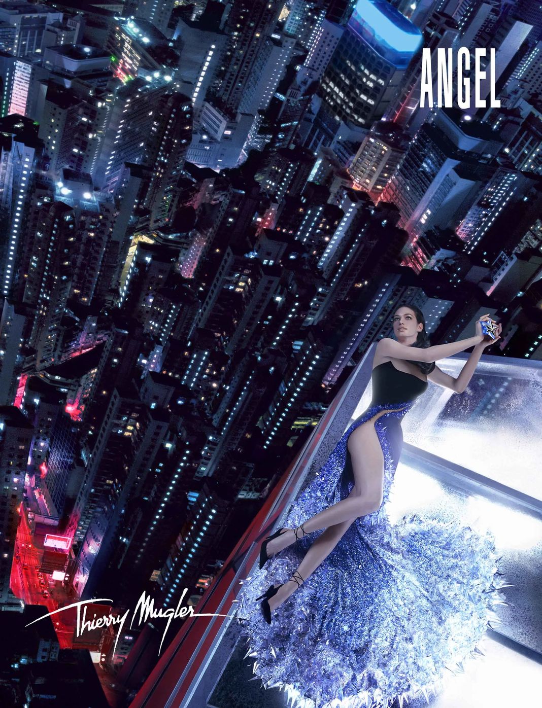 Анна Мария Чех в рекламной кампании аромата Angel Mugler