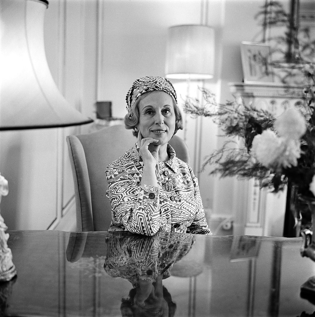 Бизнес-леди Эсте Лаудер (1906 - 2004), соучредитель косметической компании Estée Lauder.
