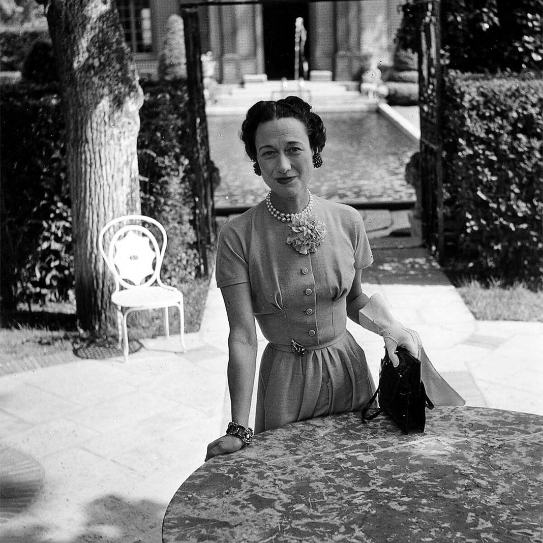 Герцогиня Виндзорская (Уоллис Симпсон) на вилле Трианон в Версале, 1949 г
