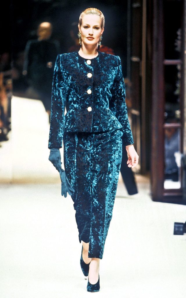 На шоу Givenchy Haute Couture FW 1992