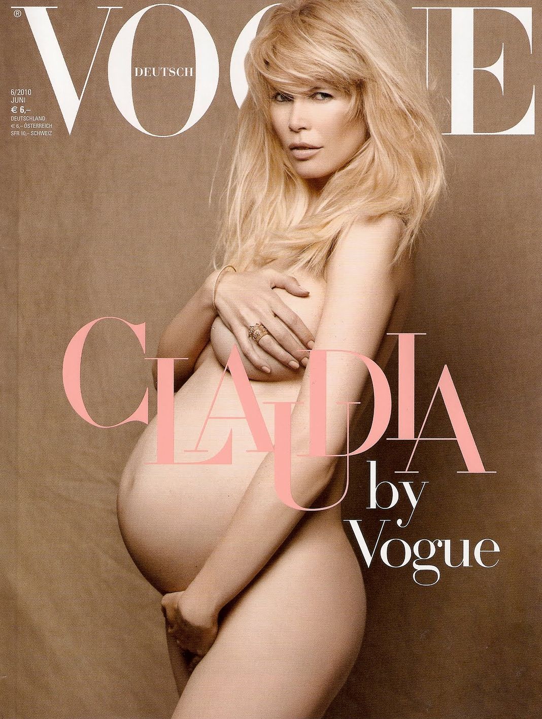 На обложке журнала Vogue Deutch