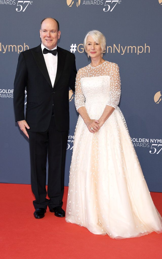 Князь Монако Альбер II и Хелен Миррен на церемонии закрытия 57-го телефестиваля