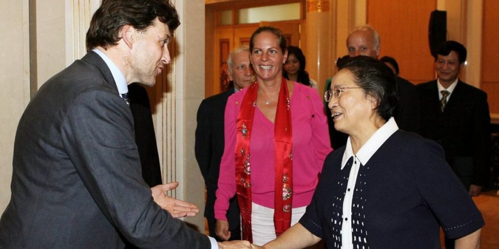 Бенджамин де Ротшильд на встрече с членом правительства Китая Хэ ​​Лули