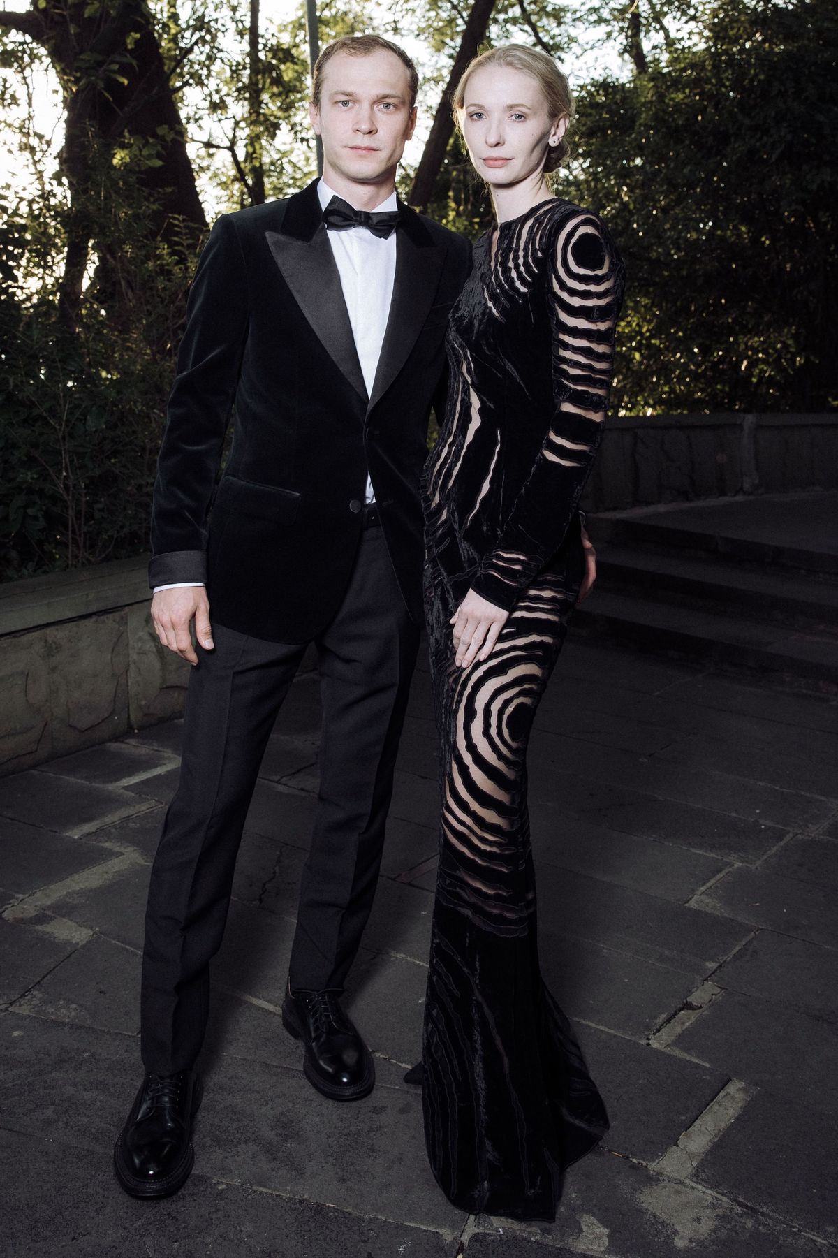 Юра Борисов с супругой на церемонии открытия кинофестиваля «Кинотавр» 2021