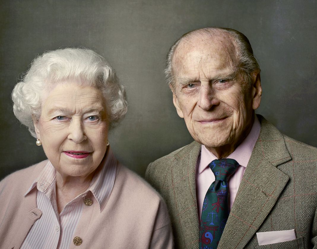 Королева Елизавета и принц Филипп на портрете, сделанном Энни Лейбовиц, в июне 2016 года
