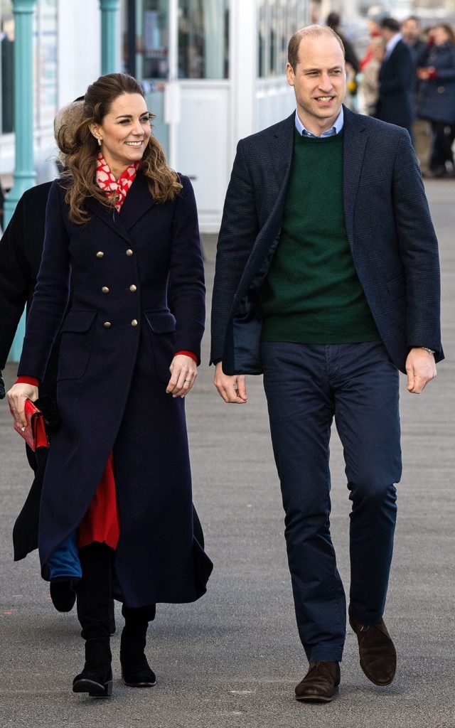 Принц Уильям и Кэтрин прибывают на станцию ​ в ​спасательной шлюпки на пирсе Мамблс в Суонси, 4 февраля 2020 г.