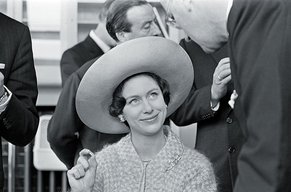 Принцесса Маргарет, графиня Сноудон, посещает Королевскую алмазную компанию Ашера в Амстердаме