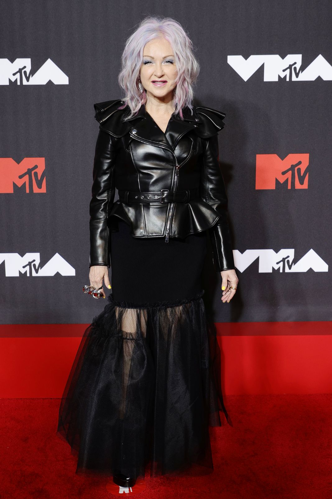 Синди Лопер на церемонии вручения премий MTV Video Music Awards 2021