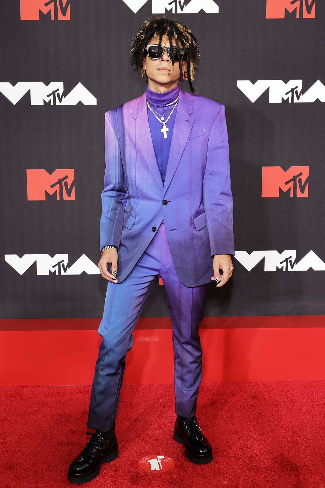 Ян Диор (Iann Dior) на церемонии вручения премий MTV Video Music Awards 2021, фото 1