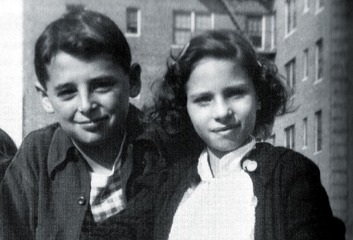 Барбра Стрейзанд с братом Шелдоном в детстве