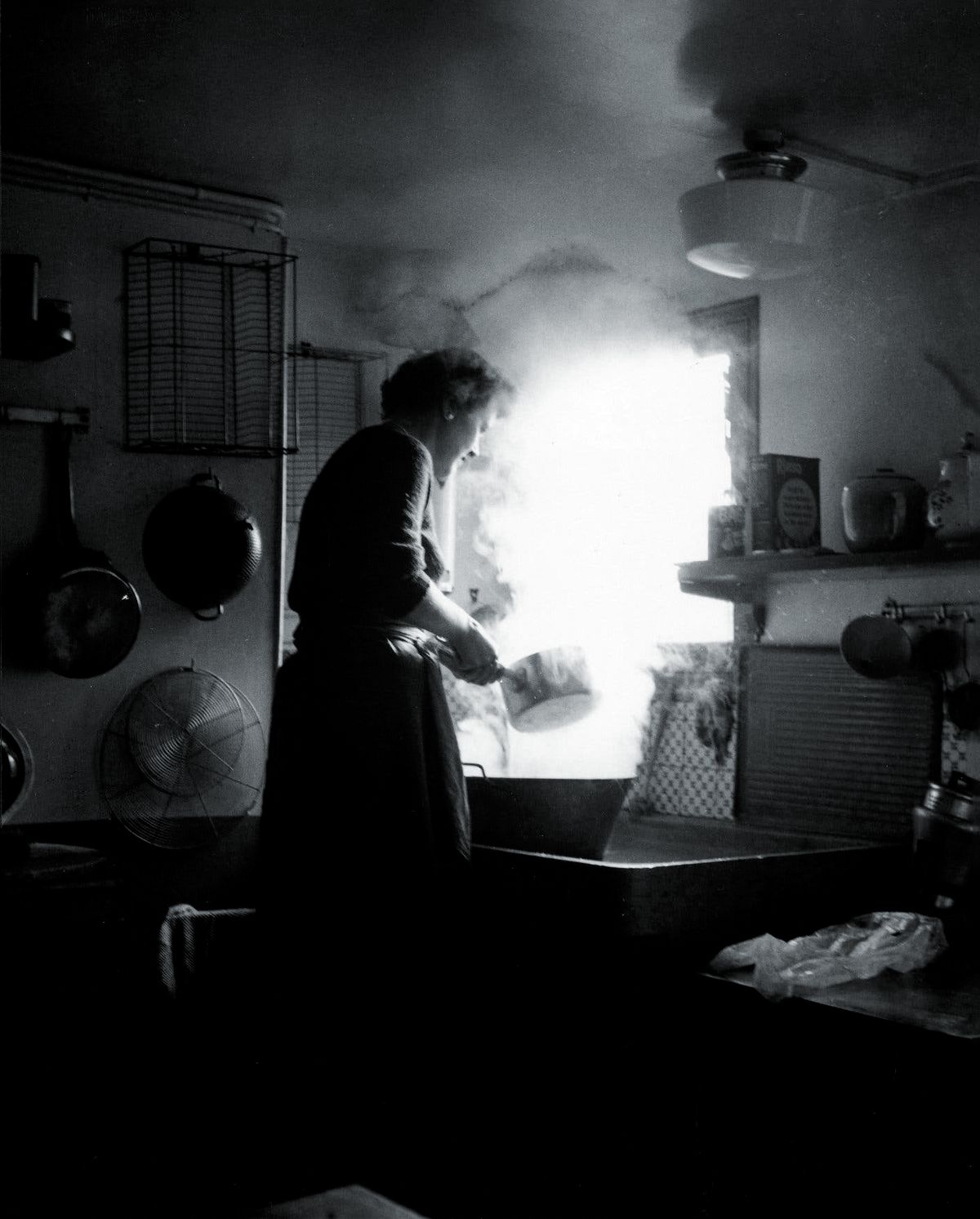 На парижской кухне, 1950 г.