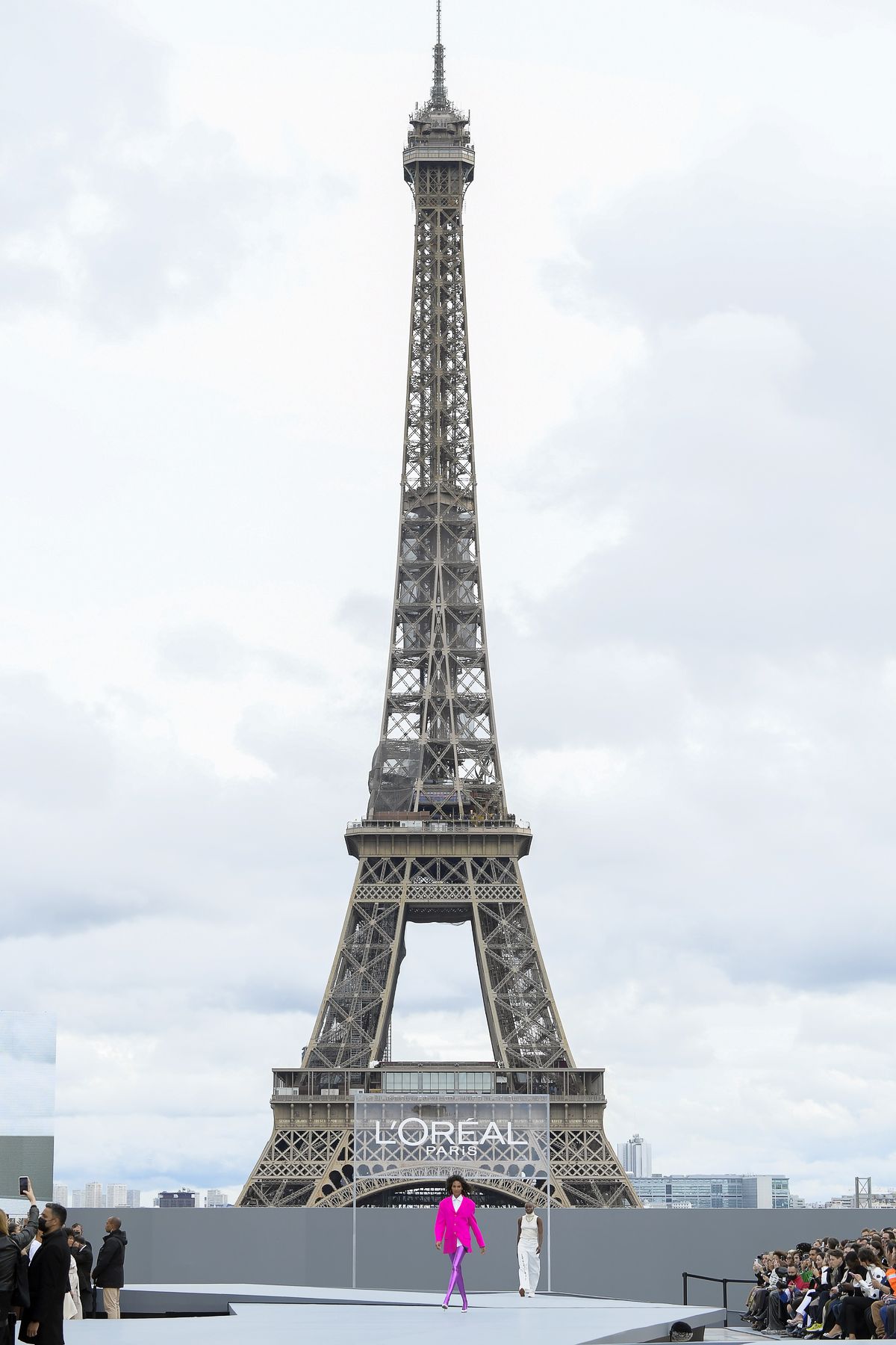 Синди Бруна на шоу Le Défilé L’Oréal Paris, фото 1