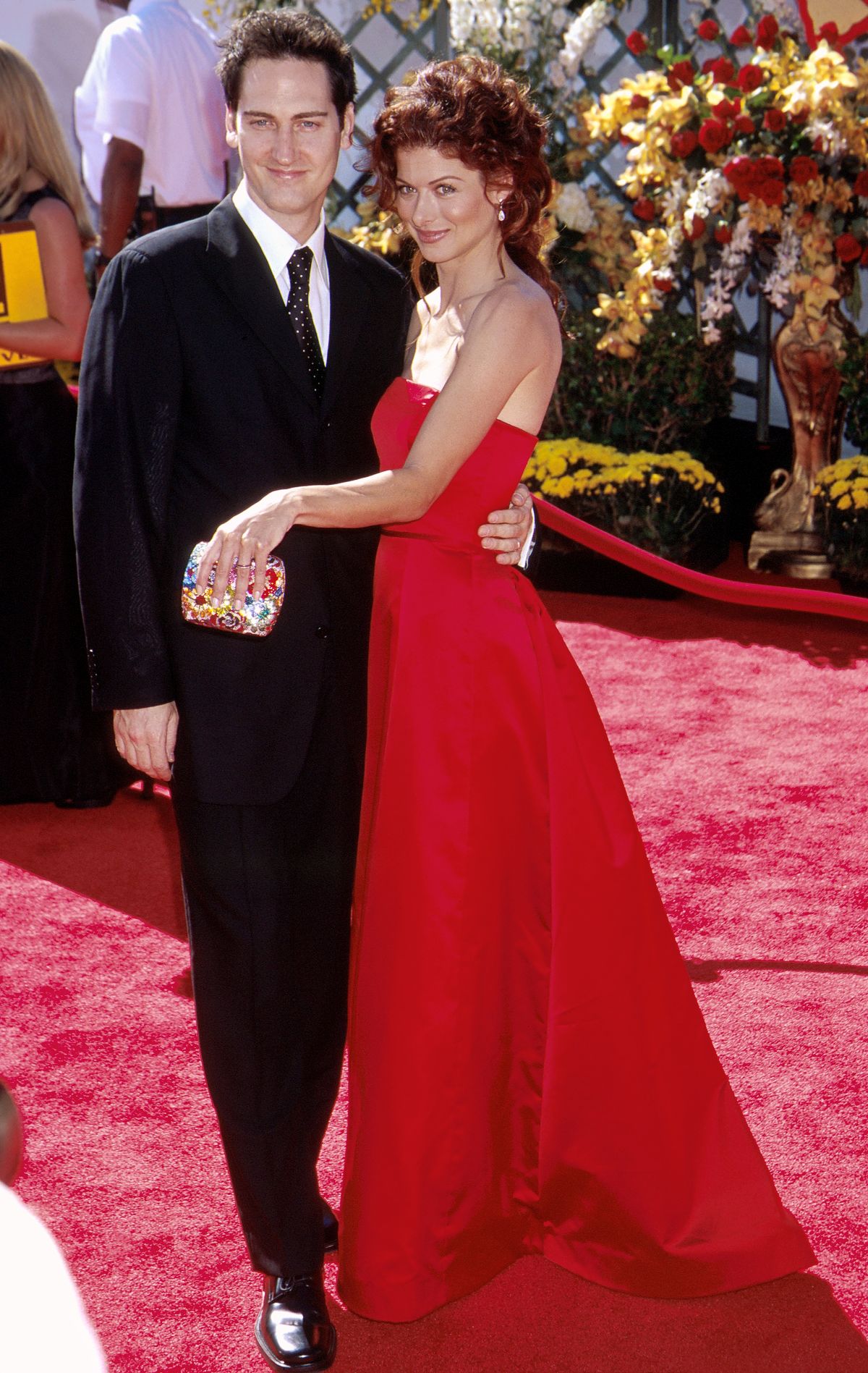 Дебра Мессинг со своим мужем Дэниэлем Зельманом на церемонии вручения премии «Эмми»