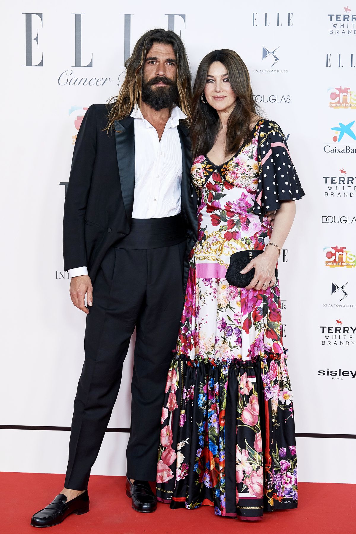 Моника Беллуччи с возлюбленным Николя Лефевром на благотворительном гала-вечере ELLE Charity Gala 2019