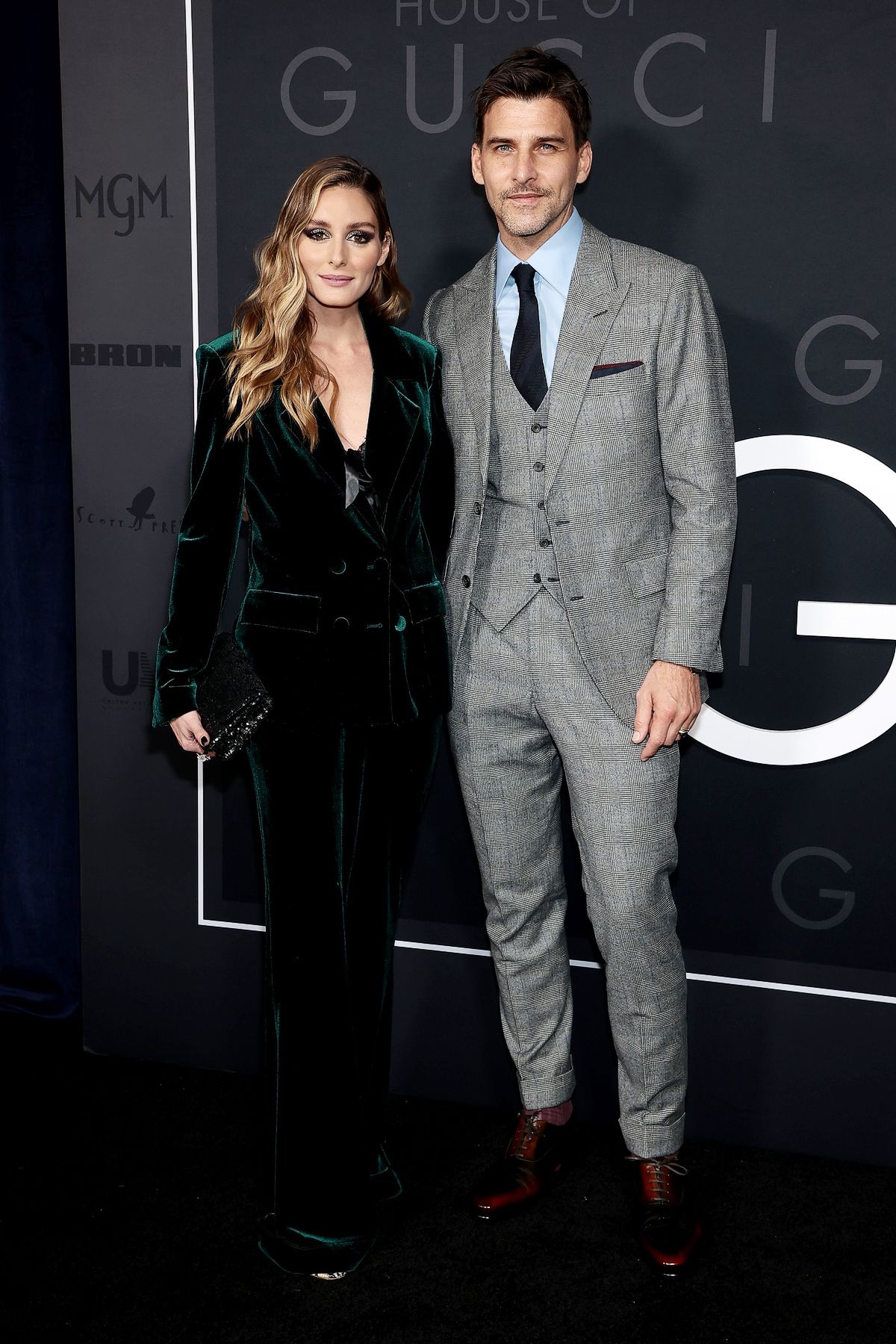 Оливия Палермо и Йоханнес Хюбл на нью-йоркской премьере фильма «Дом Gucci»