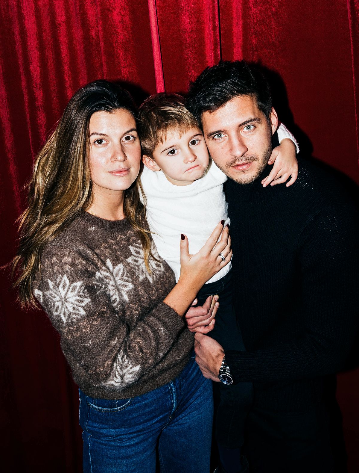 Дмитрий и Кристина Викулины с сыном Александром на детской елке в Галереях «Времена Года»