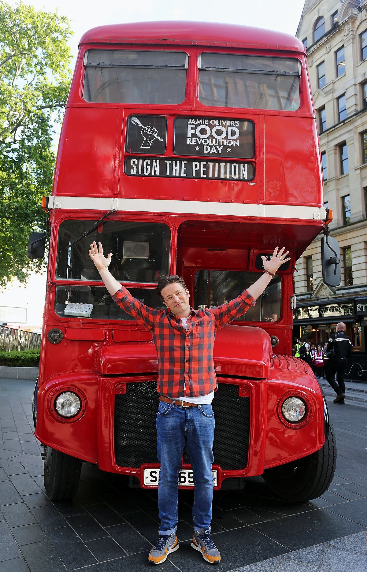 Джейми Оливер на фотоколле кампании Food Revolution Day в Лондоне