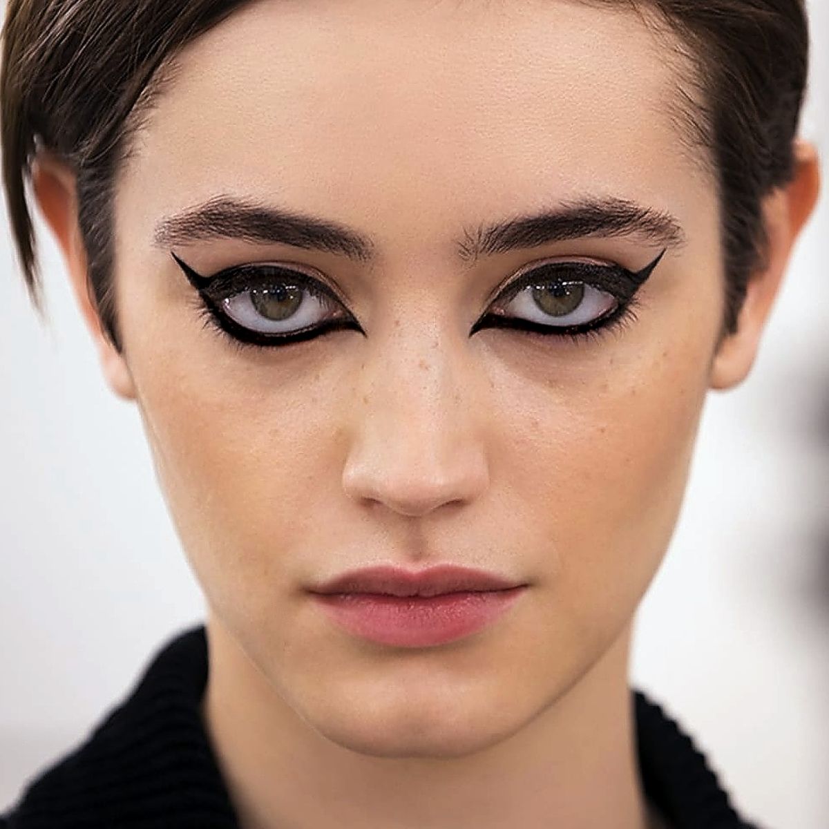 Как создавался макияж для шоу Chanel Métiers d'art 2021/22, фото 1