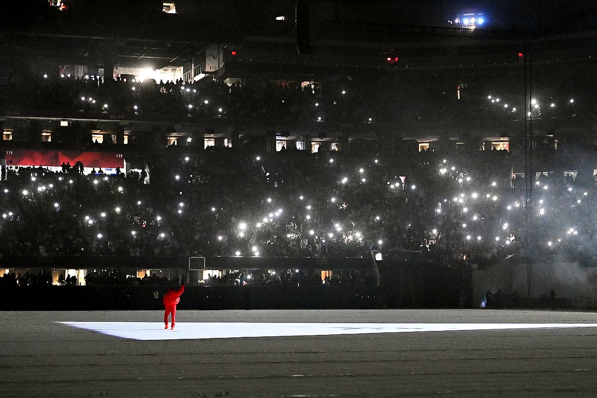 Канье Уэст на мероприятии «DONDA by Kanye West» на стадионе Mercedes-Benz