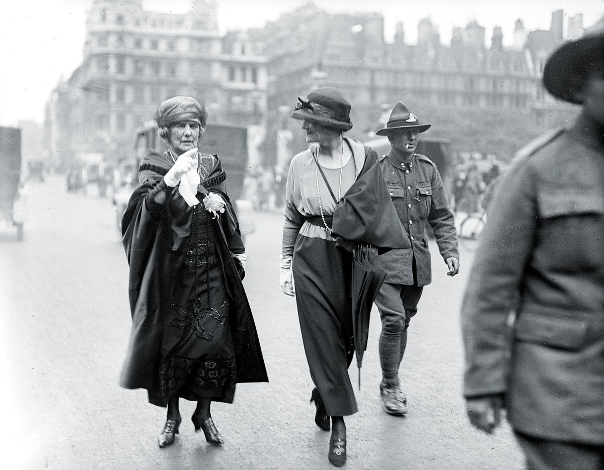 Клементина и Дженни Черчилль, июнь 1919 г.