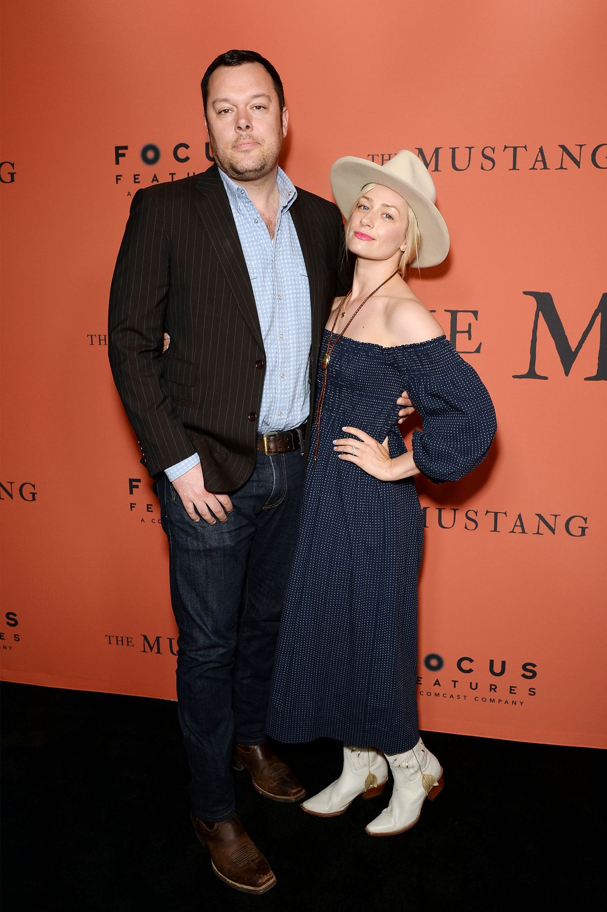 Майкл Глэдис и Бет Берс на премьере фильма «Мустанг» в Голливуде, 12 марта 2019 г.