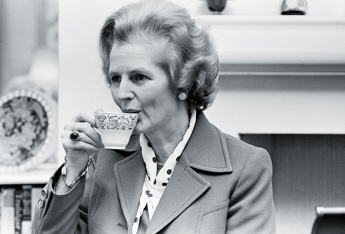 Маргарет Тэтчер за чашкой чая