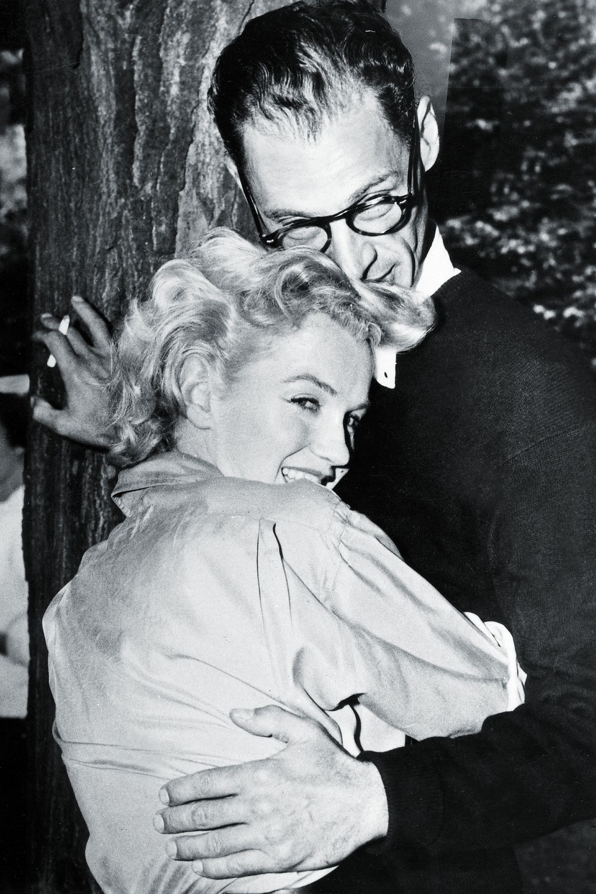 Мэрилин Монро с мужем Артуром Миллером, 1956 г.