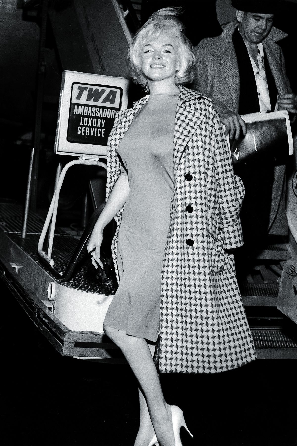 Мэрилин Монро в международном аэропорту Нью-Йорка, 1961 г.