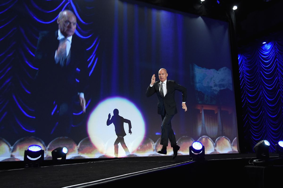 Майкл Китон во время церемонии вручения наград 26-го ежегодного Международного кинофестиваля