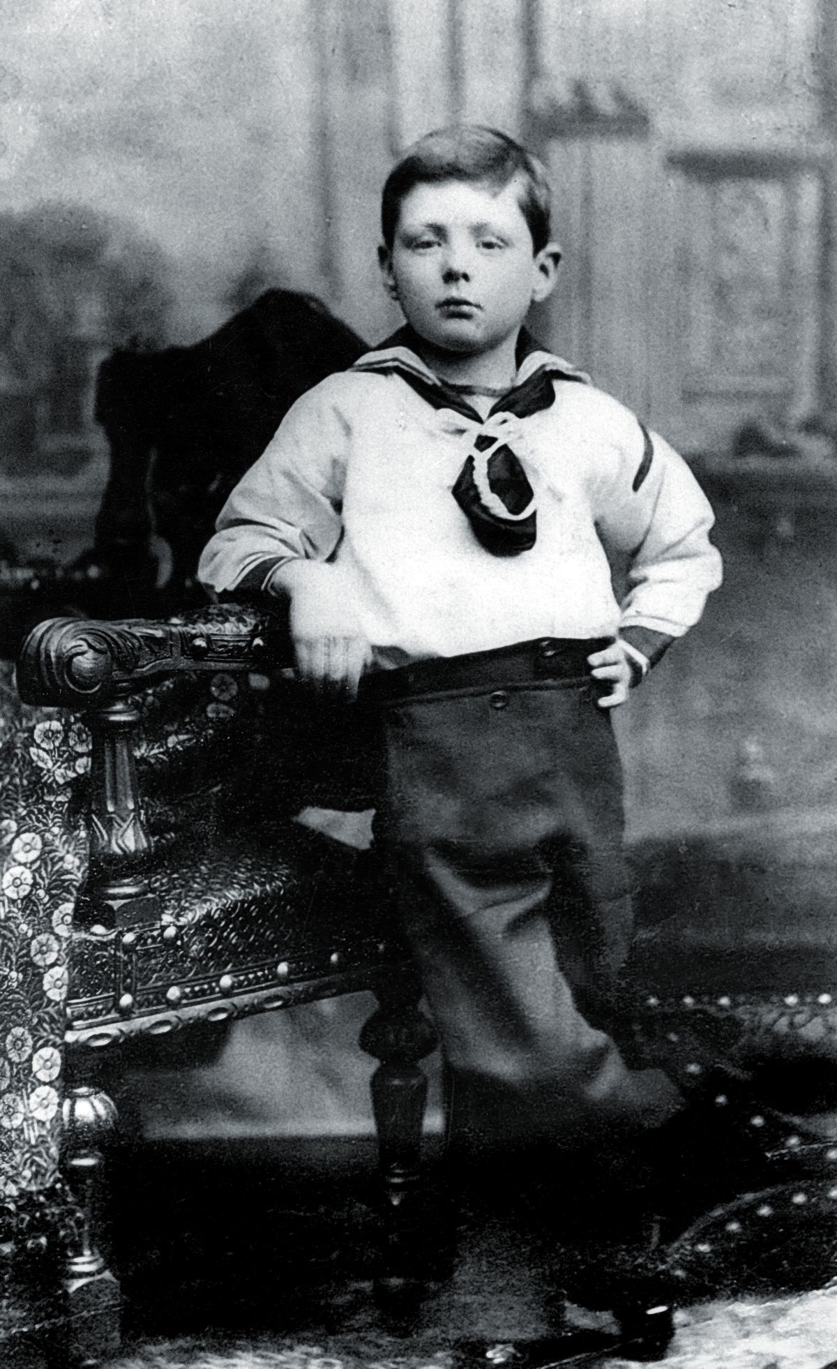 Уинстон Леонард Спенсер Черчилль в возрасте 7 лет