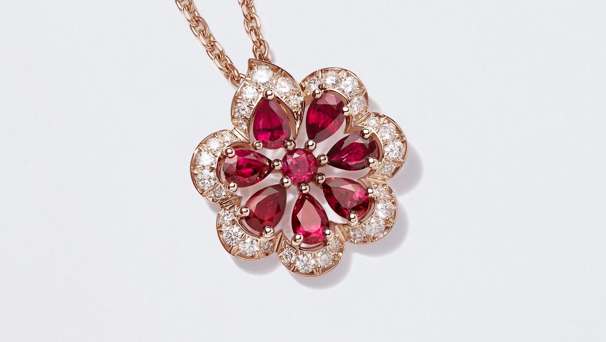 Рубины, бриллианты и розовое золото в коллекции Chopard Precious Lace