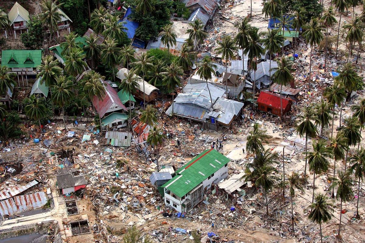 Последствия цунами 2004 года в провинции Пукет, Таиланд
