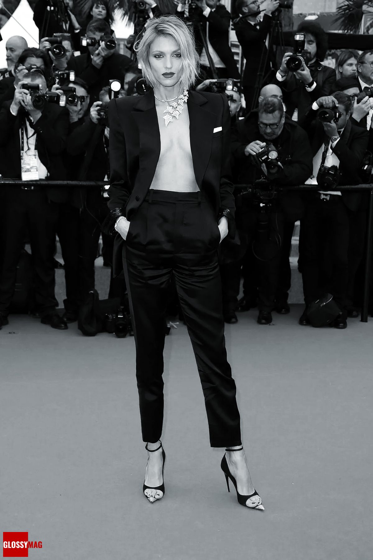 Аня Рубик в украшениях Boucheron на международном Каннском кинофестивале, фото 3
