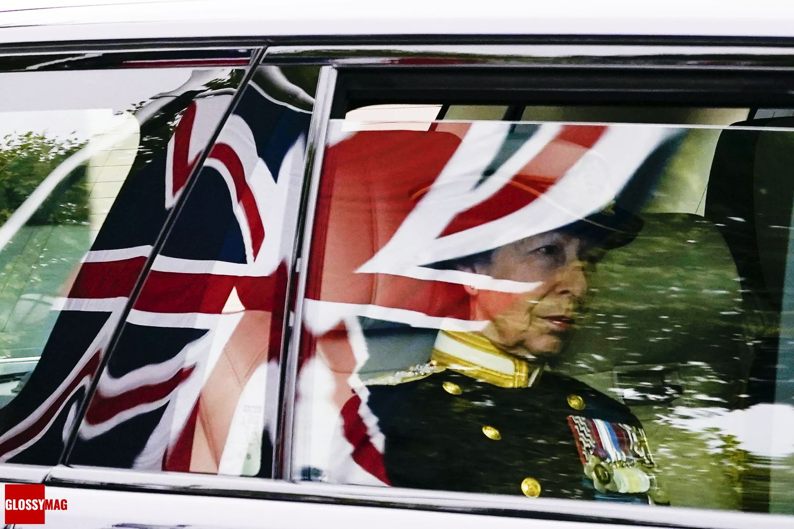 Принцесса Анна прибывает в Вестминстерское аббатство на похороны своей матери, королевы Елизаветы II, 19 сентября 2022 г.