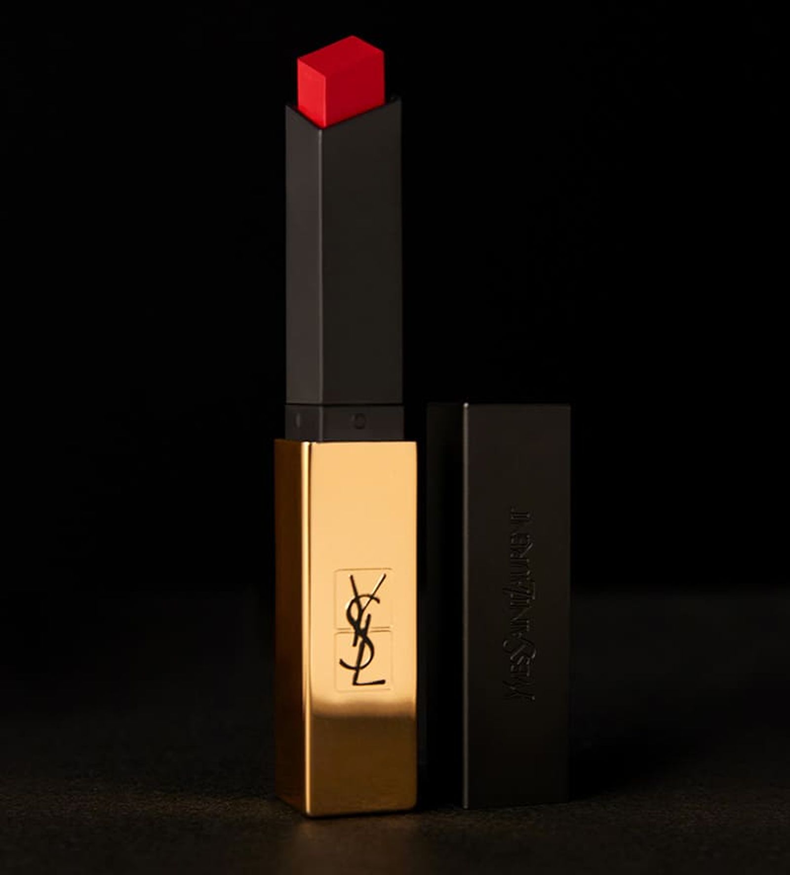Yves Saint Laurent Beauté, матовая помада для губ Rouge Pur Couture The Slim, оттенок 21 — Rouge Paradoxe