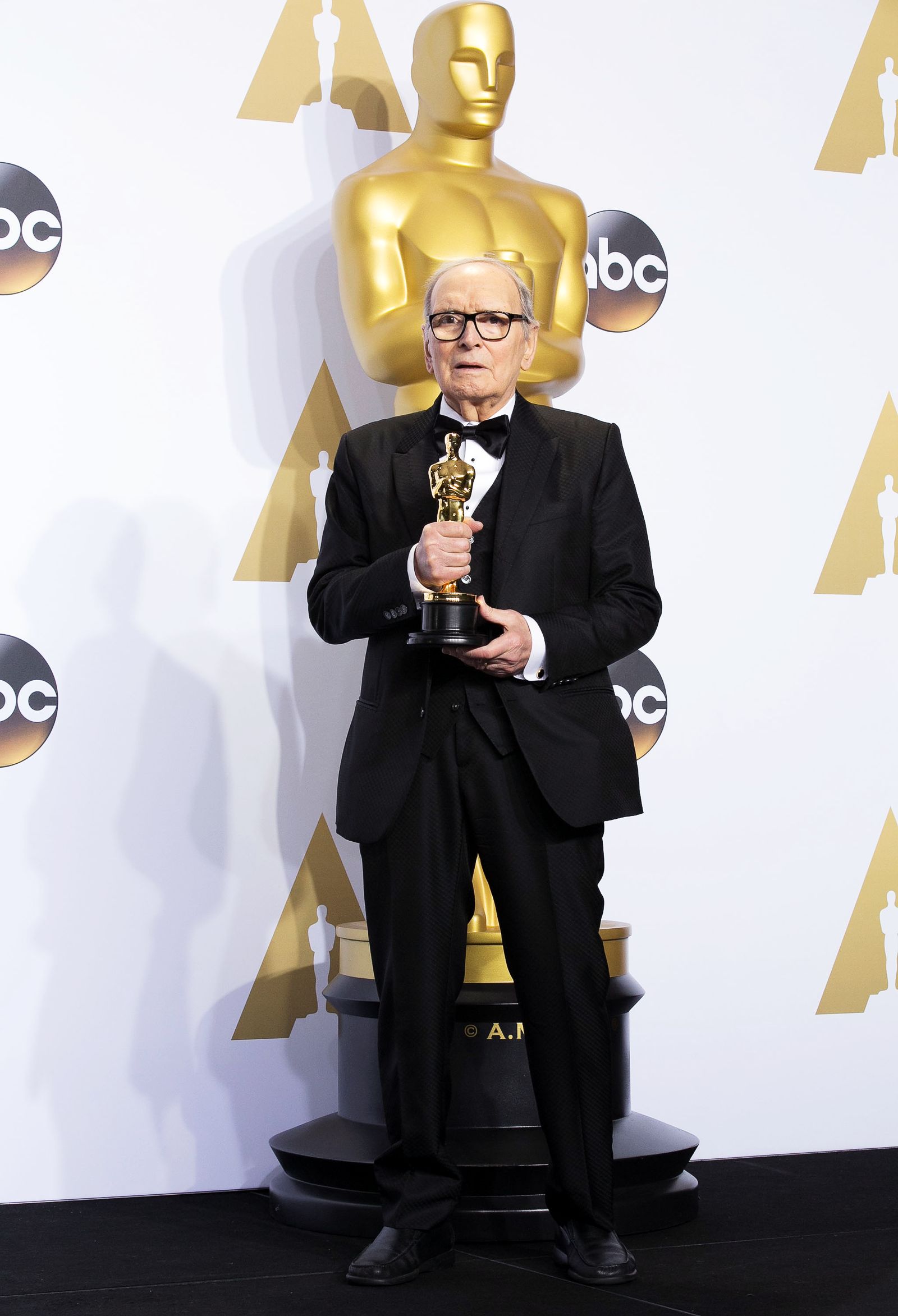 Эннио Морриконе на 88-й ежегодной церемонии вручения премии «Оскар», 28 февраля 2016 г.