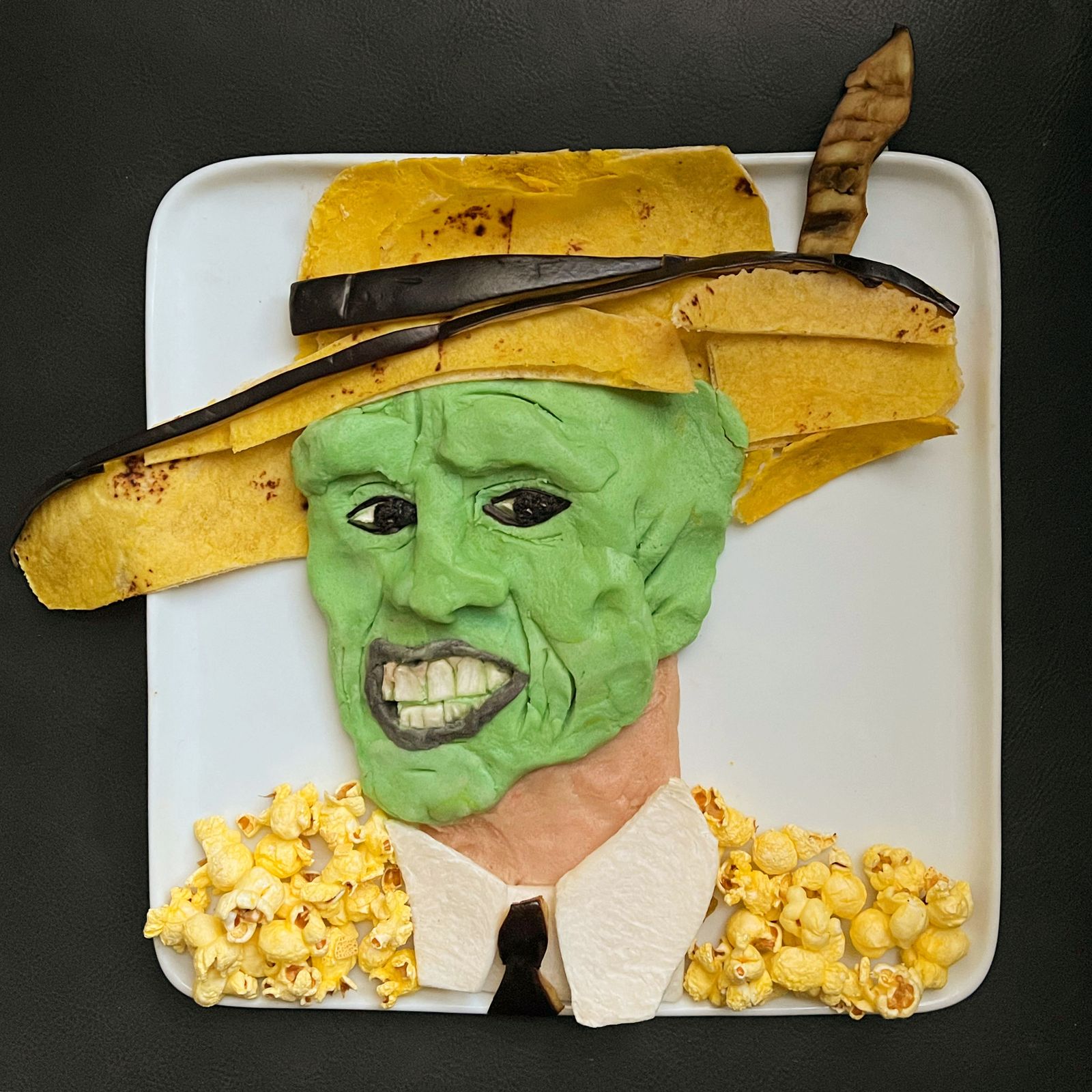 Портрет Джима Керри в образе «Маски», созданный кулинарным художником Харли Лэнгбергом