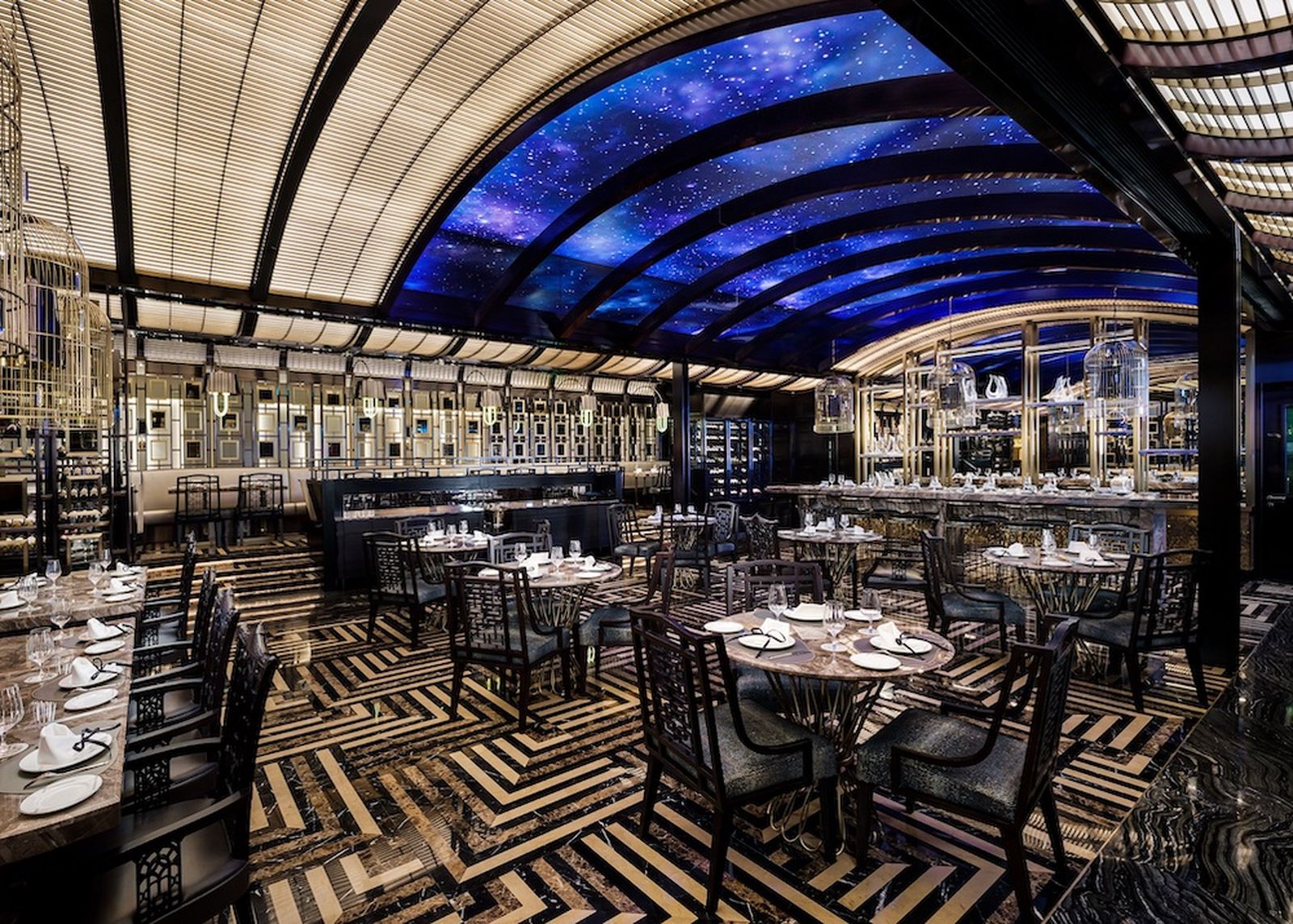 Ресторан Mesa by José Avillez в отеле Karl Lagerfeld Macau