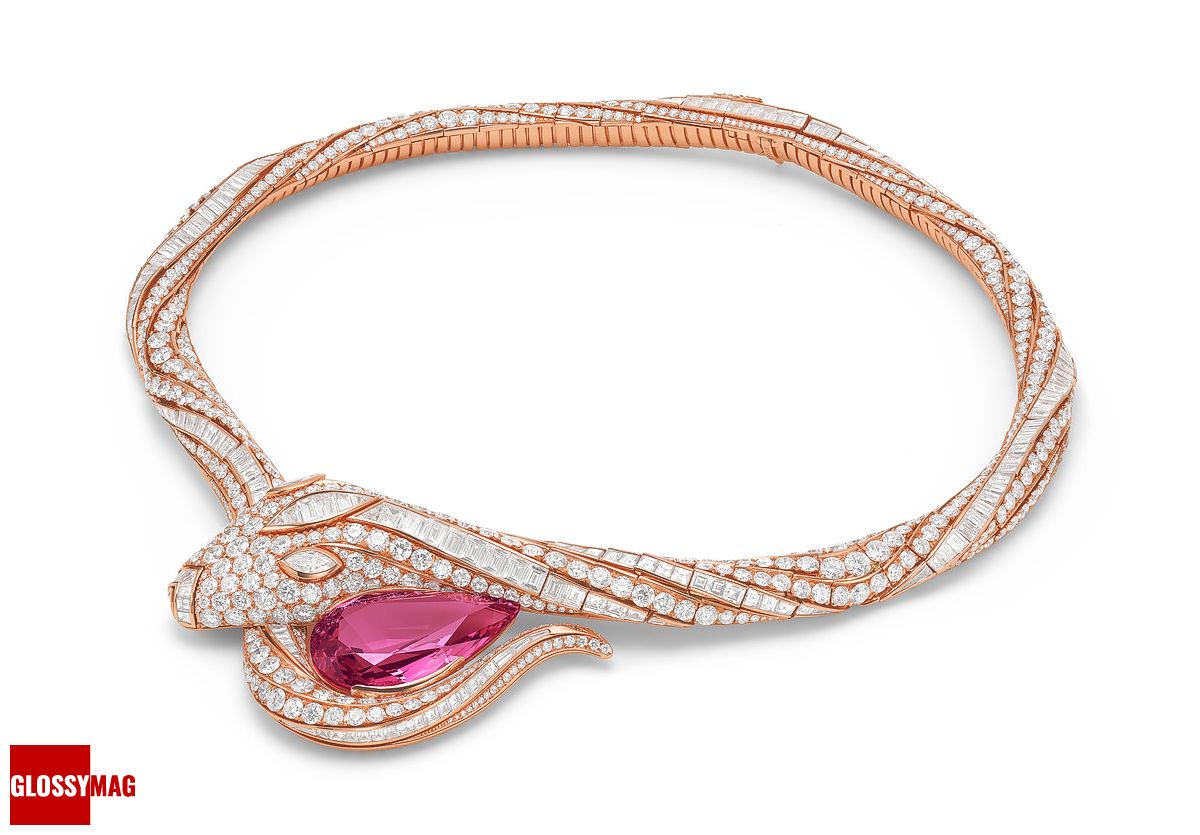 Колье Serpenti Spinel Embrace Bvlgari Eden The Garden of Wonders, фото 1 Колье Serpenti Spinel Embrace из коллекции Bvlgari Eden The Garden of Wonders, фото 1